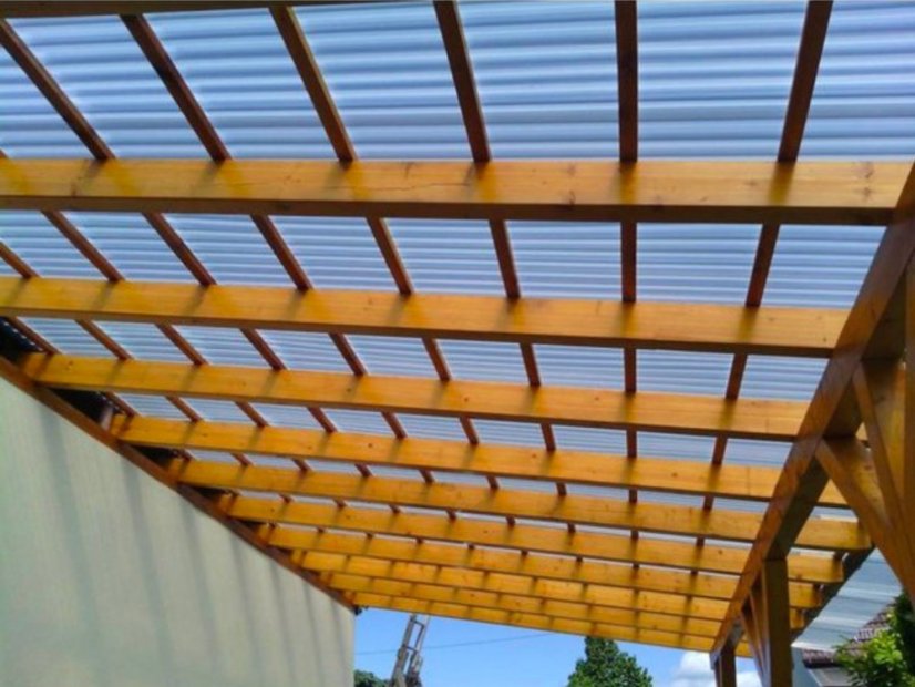 Trapézová polykarbonátová doska bronzová s jemnou štruktúrou - Rozmer: 2000 x 1060 x 0,9 mm