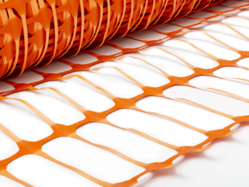 Plasă pentru împrejmuirea șantierelor