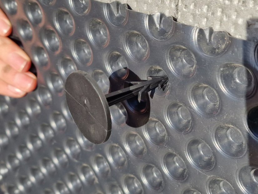 Kotwa do mocowania folii kubełkowej w polistyrenie - Rozmiar: 60 mm