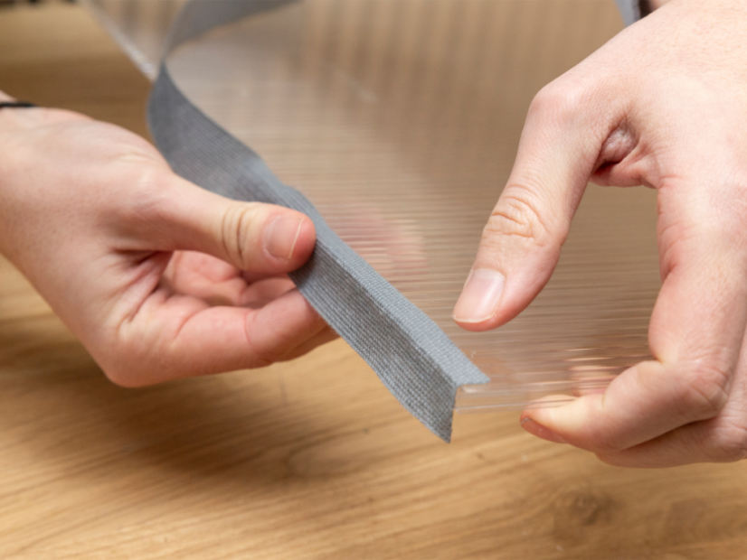Bandă de închidere Antidust - Dimensiune: 2,5 cm x 33 m