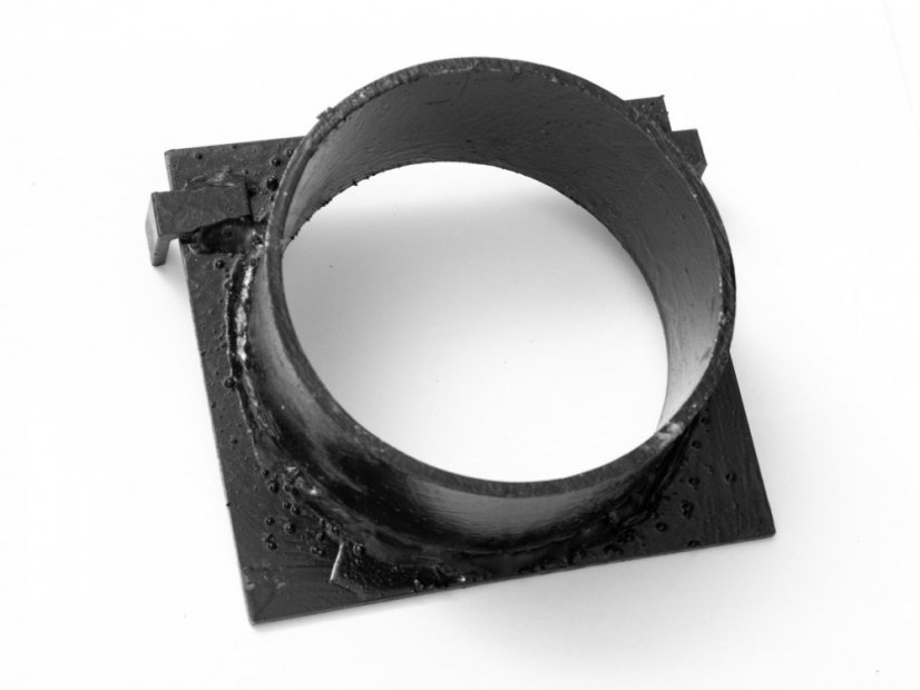 Beton folyóka végzáró kifolyóval - Variáció: H160, Méret: 145 x 160 mm