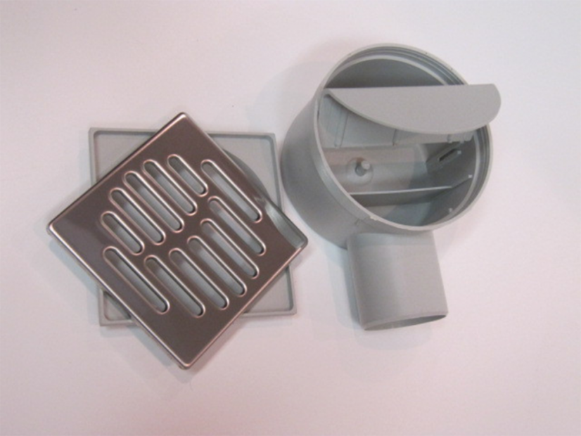 Bočná podlahová vpusť s nerezovou mriežkou - Rozmer: 150 x 150 mm