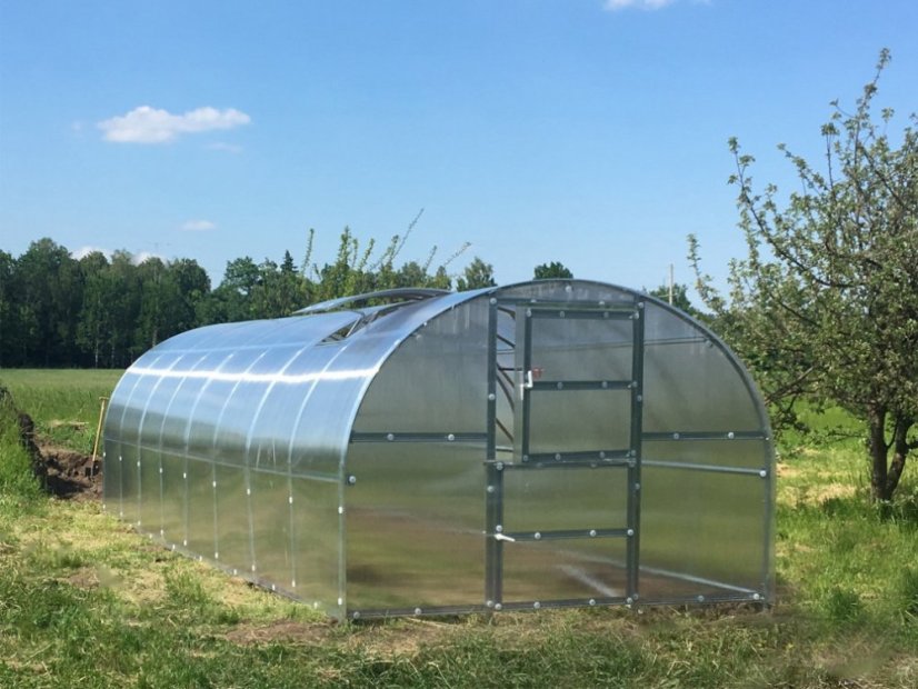 Baltik 8 x 3 m