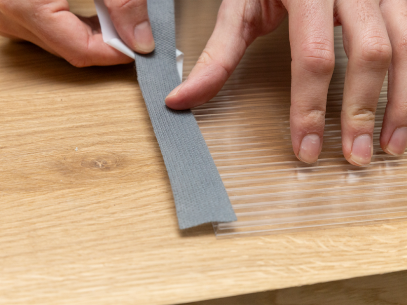 Bandă de închidere Antidust - Dimensiune: 2,5 cm x 33 m