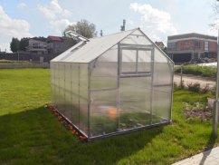 Záhradný skleník z polykarbonátu House