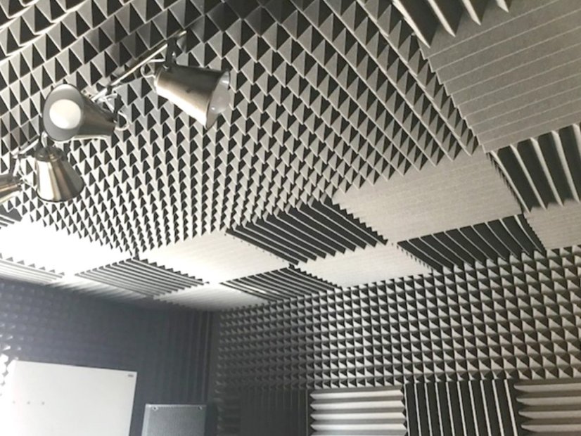 Akustikschaumstoff Pyramiden - Größe: 100 x 50 x 7 cm